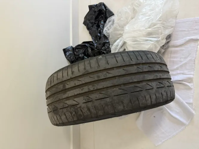 PNEU BRIDGESTONE POTENZA S001 225/40/19 RUNFLAT
