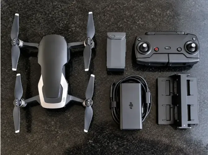 Drone Mavic Air 4 baterias