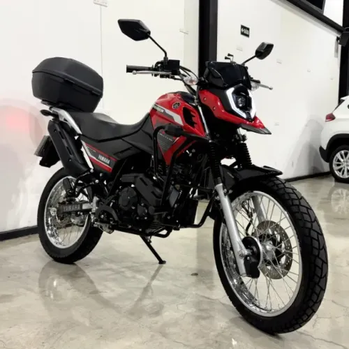 Yamaha Crosser S ABS 150  2024/2025. Km 4240. R$ 21.900,00. Único dono.  Revisões em conce