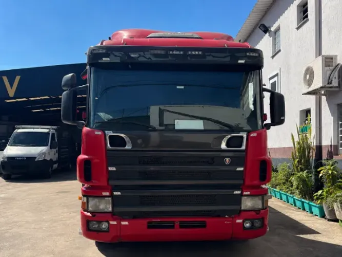 SCANIA P114 TRAÇADA COM PLATAFORMA À VENDA