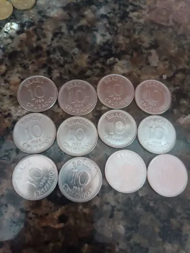 Lote de moedas de 10 cruzados 1988
