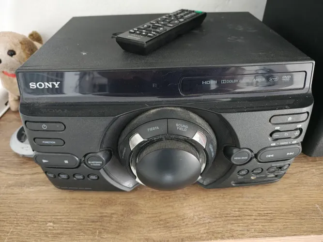 Sony M80D