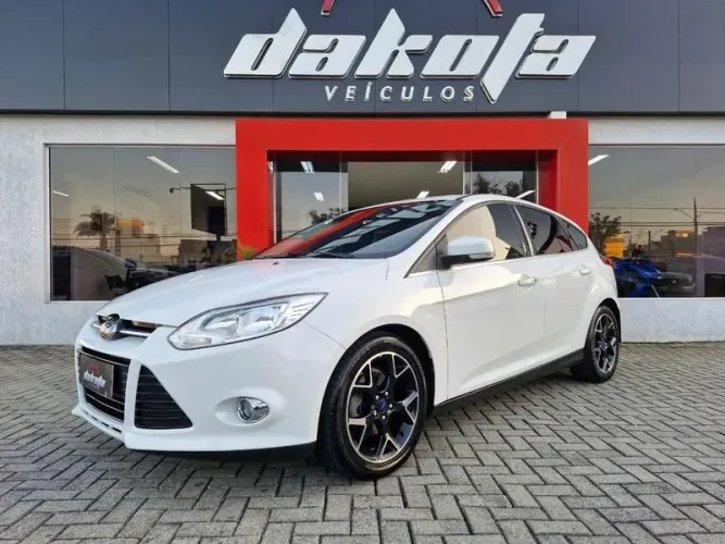 Ford Focus Fastback Tit./t.plus 2.0 Flex Aut. 2015