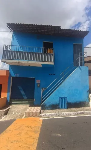 Vende-se Prédio com Ponto Comercial + Casa com Varanda por R$ 98 Mil<br>