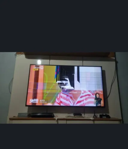 Tv 55 p tela quebrada só