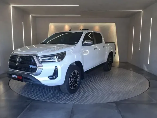 Toyota Hilux CD SRX 4X4 2.8 TDI 16V Diesel Aut. 2022