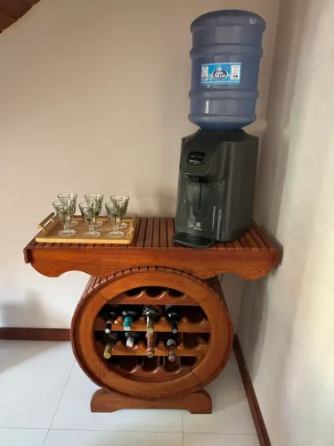 Adega aparador