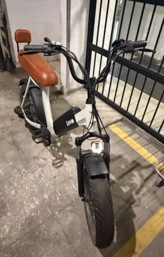Bicicleta elétrica Lev Cruiser