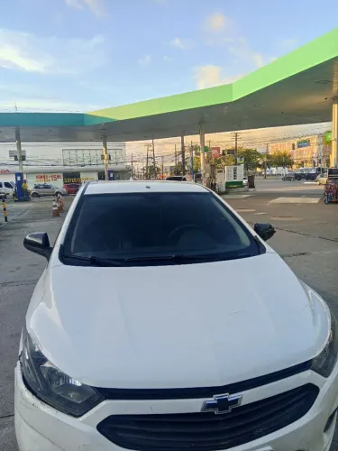 Disponível para aluguel Uber pop alugo Onix GNV gás 2021 