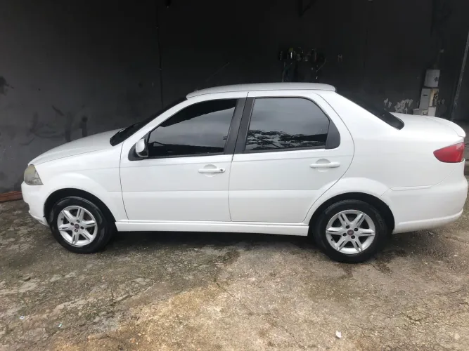 Fiat Siena EL 1.0 MPI Fire Flex 8V 4P 2015