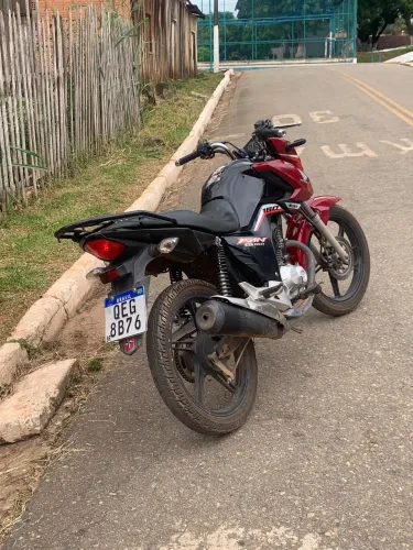 Vendo 160 conservada ,em dias ,no ponto de transferência 