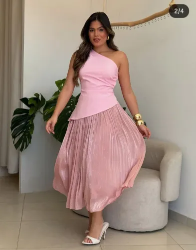 Saia brilhos plissada