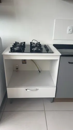 Cooktop e rack de TV
