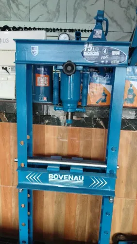 PRENSA HIDRÁULICA 1600$
