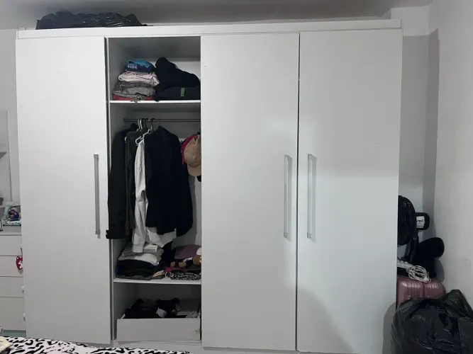DOAÇÃO guarda roupa casal