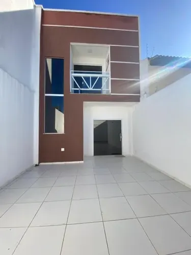 Casa Duplex no Bairro Felícia em Vitória da Conquista, próximo ao Shopping Conquista Sul