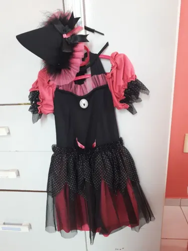 Fantasia de Bruxinha Infantil. Elsa Frozem. Vestido junino