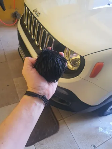 Chaveiro de pompom novo em Samambaia Sul