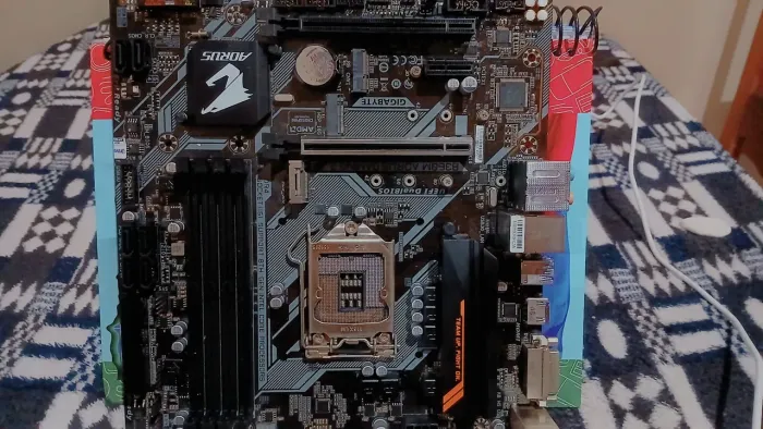 Placa-mãe Gigabyte B360M AORUS GAM