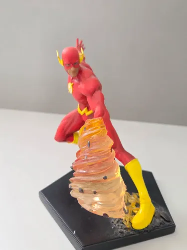 Flash Comics Exclusivo Iron Studios 1/10 (detalhes)