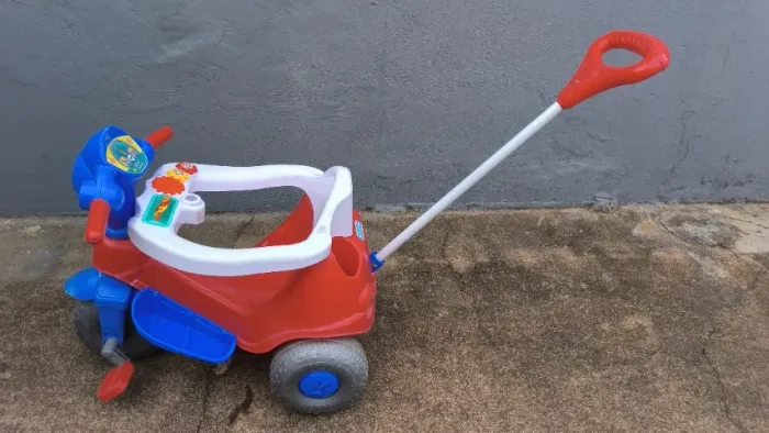 Triciclo Infantil Calesita Velocita