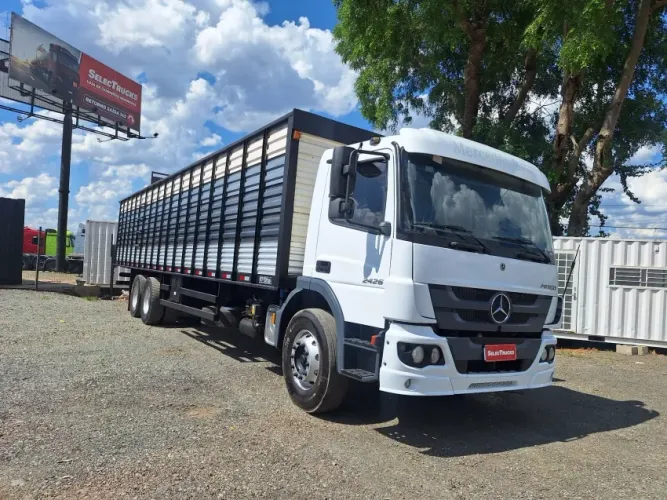 MB ATEGO 2426 TRUCK BOIADEIRO 2023