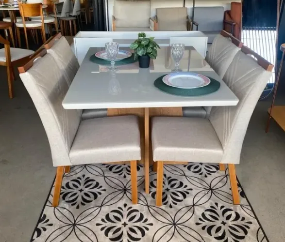 Mesa de Jantar com 4 Cadeiras 120x80 Novo
