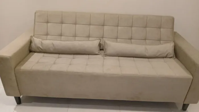 Sofá 2 lugares bege fabricação sob encomenda