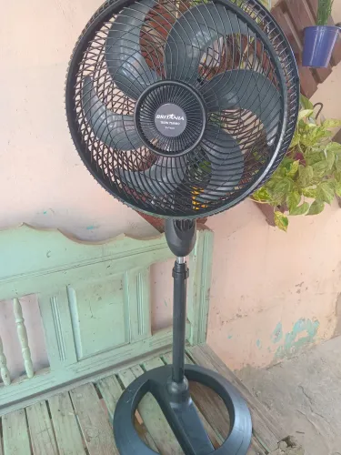 Ventilador de Pé Britania 40cm
