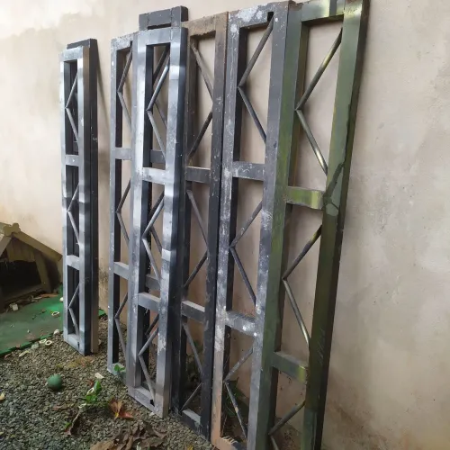Estrutura metálica de metalon 1,80x0,28m