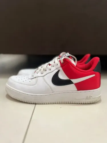 Tênis Nike Air Force 1 Low NBA City Edition Red