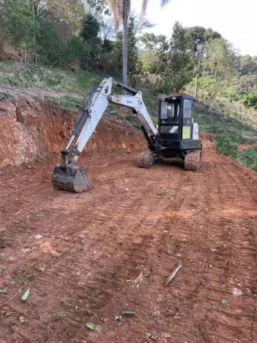 Mini escavadeira Bobcat E50 cabinada 