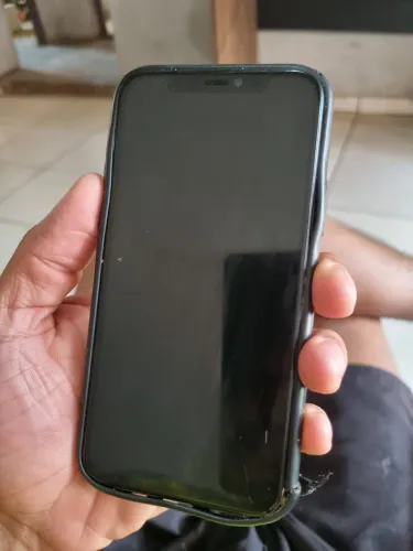 iphone 11 pro (para retiradas de peças)