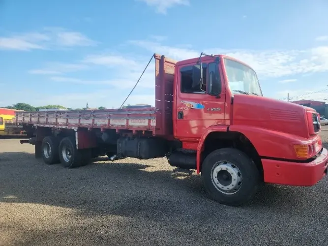 MERCEDES BENZ 16 20 2010 BOMBADO