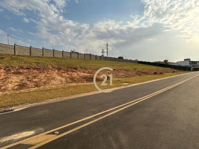 Terreno à venda no Condomínio Villa dos Pinheiros - em Indaiatuba/SP - TE1007