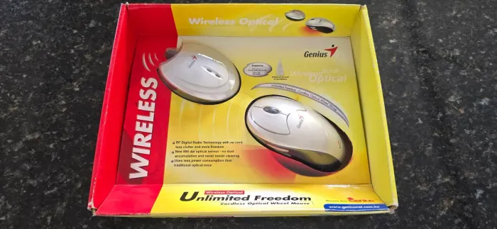 Mouse sem fio Genius PC Retrô 
