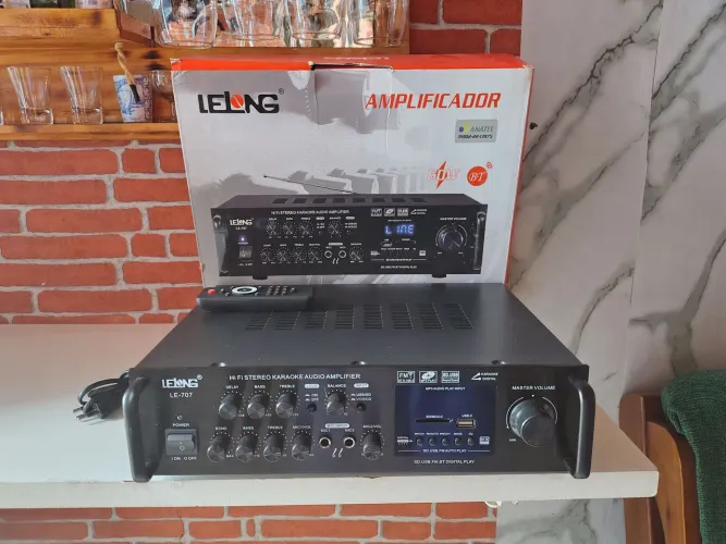 Amplificador Receiver karaokê fm bluetooth sd auxiliar.. leia