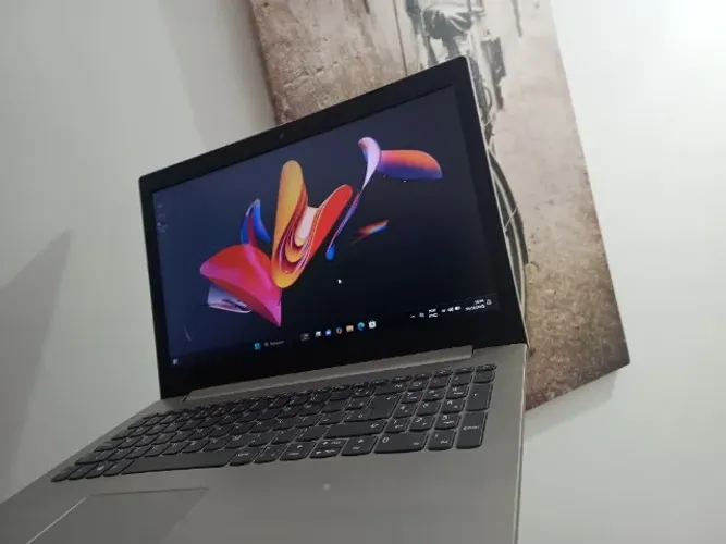 Notebook Lenovo Semi Novo Muito TOP! Intel Core i5 8 geração com Windows 11 original