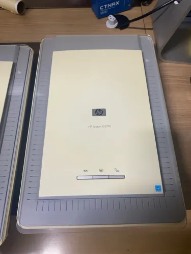 Scanner HP Scanjet G2710
