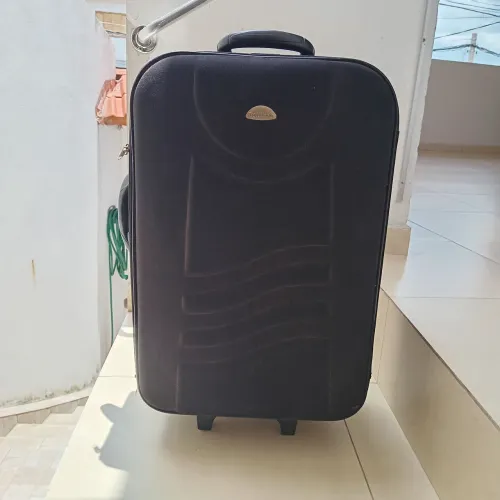 Mala de viagem média! 
