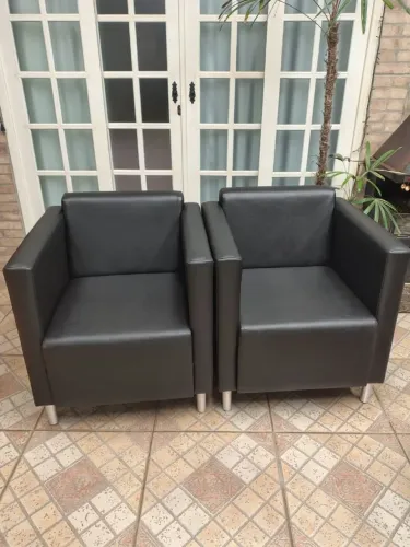 Poltronas Novas Couro sintetico