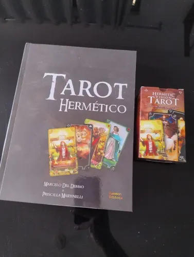 Livro Tarot Hermético Terceira Ed. de Marcelo Del Debbio Editora Daemon + Deck Tarot