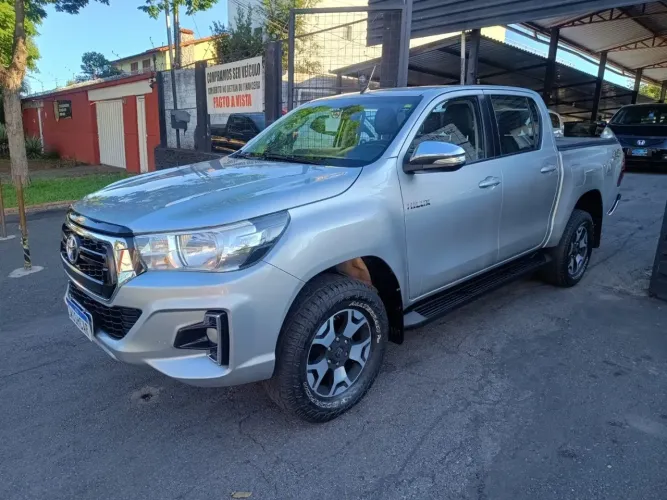 Toyota Hilux CD 4X4 2.8 Diesel Aut. 2017
