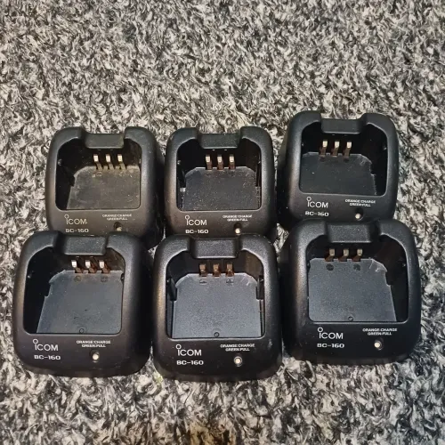 Carregador para Radio IC-v85