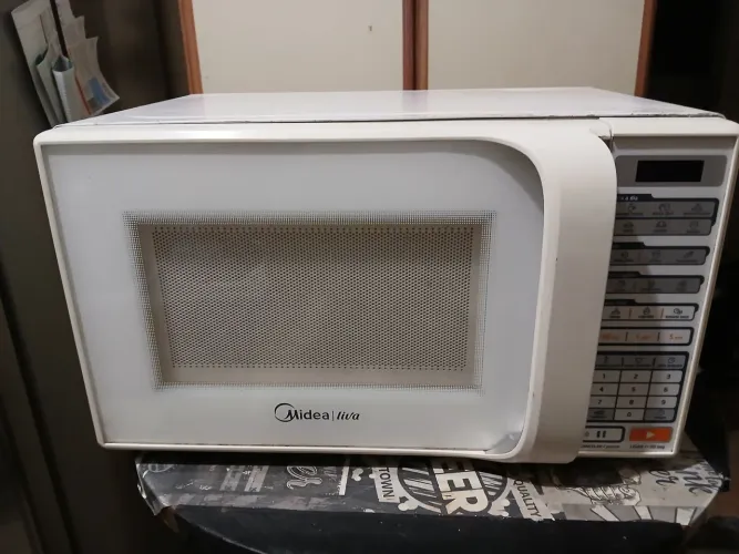 Micro-ondas Midea Liva