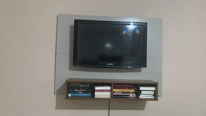 Vendo suporte de TV até 42 polegadas