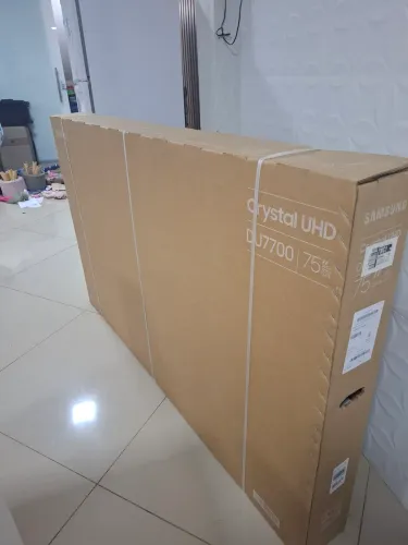 Tv Samsung 75 polegadas usada 