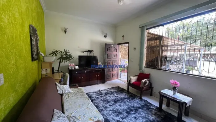 Casa à venda térrea com 3 dormitórios no Marapé Santos SP