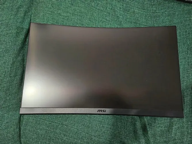 Monitor + Suporte Articulado MSI 27 Polegadas Curvo WQHD 1ms 165Hz - F80N ELG