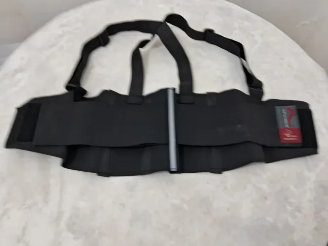 Estou vendendo uma cinta ergonômica.